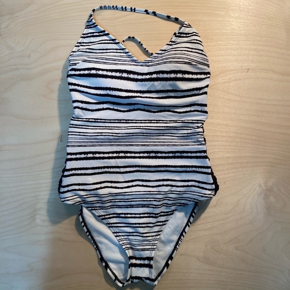 Adore Me One Piece Swimsuit Size Medium (GM) - Picture 1 of 11